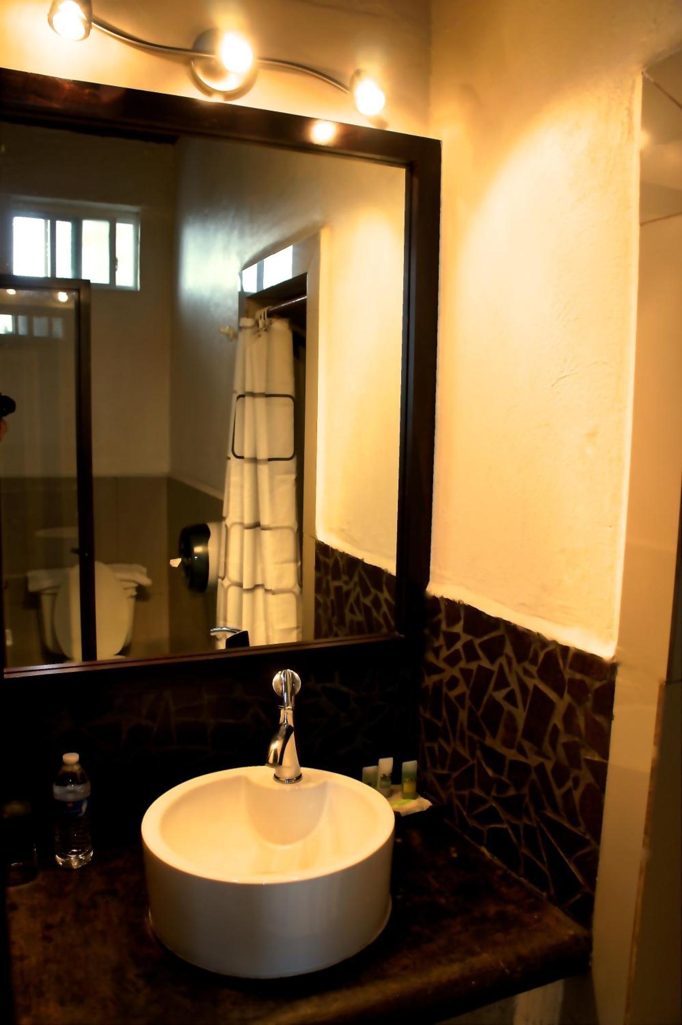 Aztic Hotel And Executive Suites Μεξικό Δωμάτιο φωτογραφία